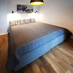 Very Berry - K Jadwigi 58 - Old City Apartment, Self Check In 24H!